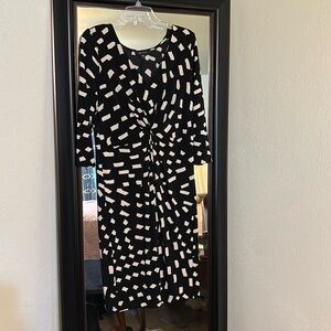 Karen Kane Black and White Patterned Dress